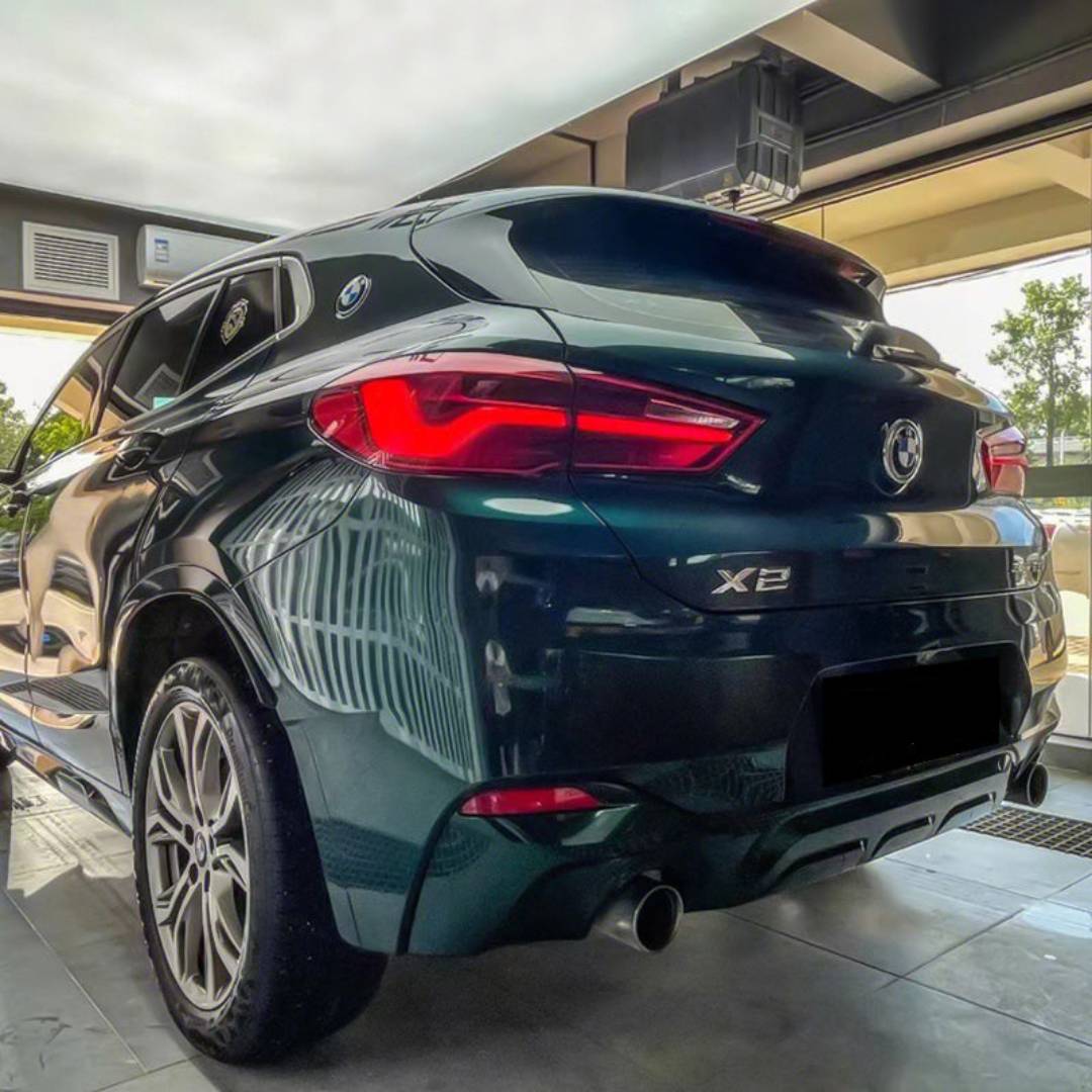 Glossy Metallic Sacramento Green Vinyl Wrap